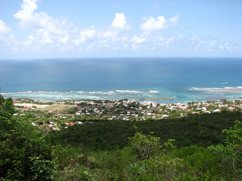IMG_6414.JPG - Vue du haut de la D�sirade